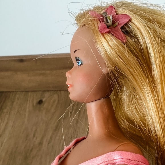 1966 Japan Blonde Malibu‎ Barbie Doll With Flower In Hair Pink Dress - Picture 9 of 13